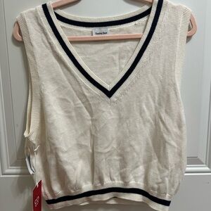 Aritzia Sunday Best Sweater Vest